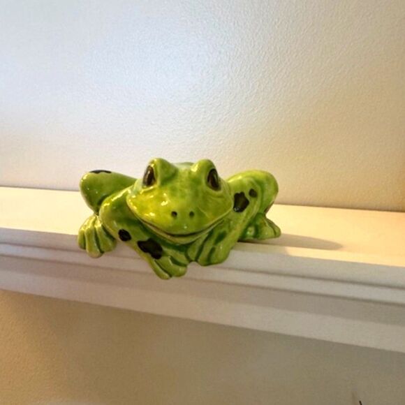 VTG Porcelain Green Frog Figurine SHELF SITTER 3.25"X3.25" Garden Animal Decor - Picture 6 of 14